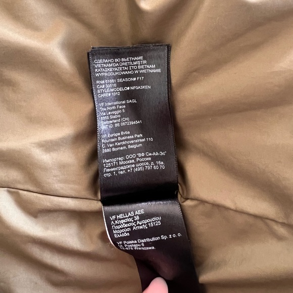 THE NORTH FACE WOMEN’S OLIVE GREEN ZIPPERED PUFFER‎ OUTDOOR LIFESTYLE JACKET - Picture 16 of 16